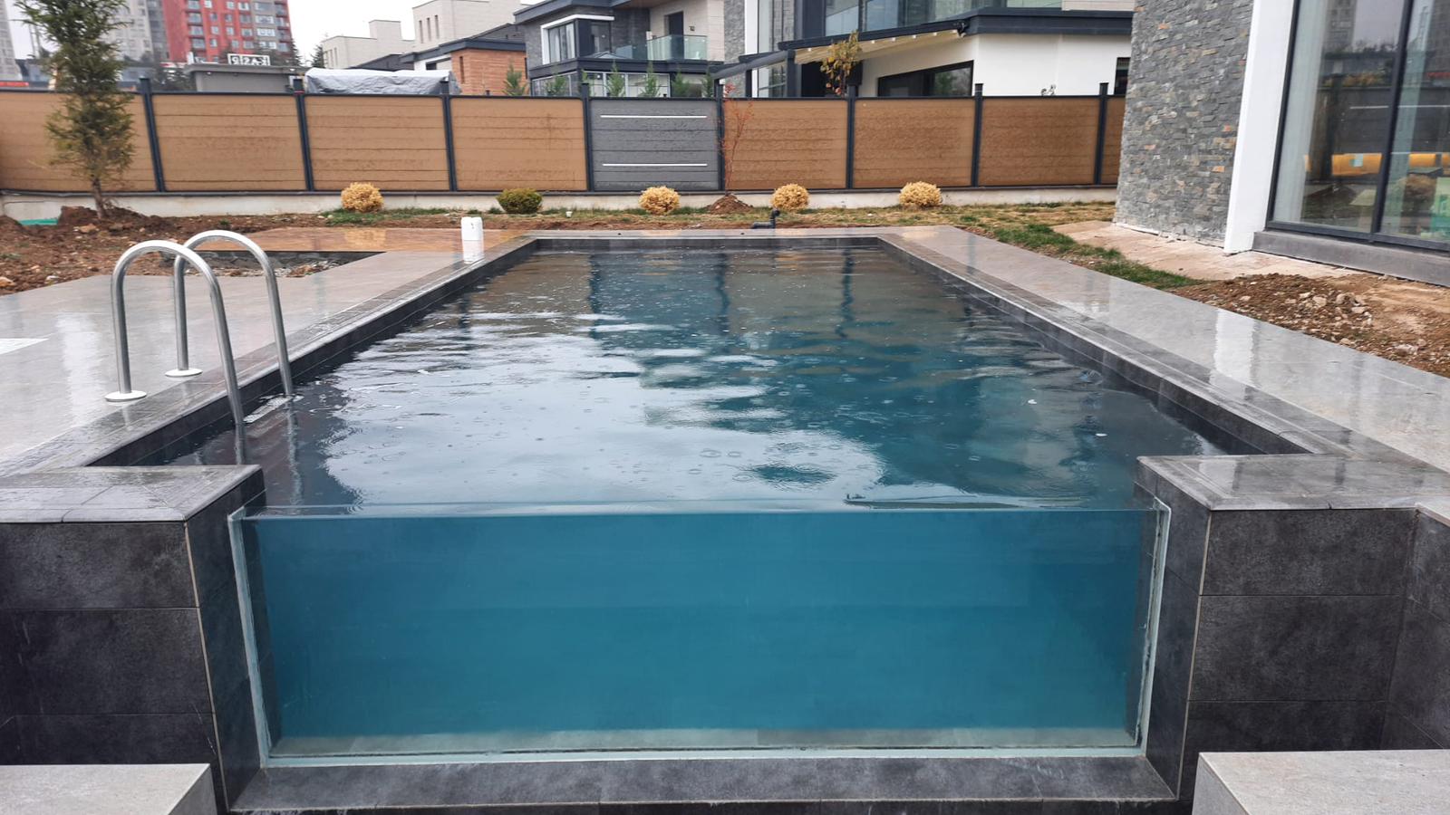 Bursa Betonarme Modern Havuz