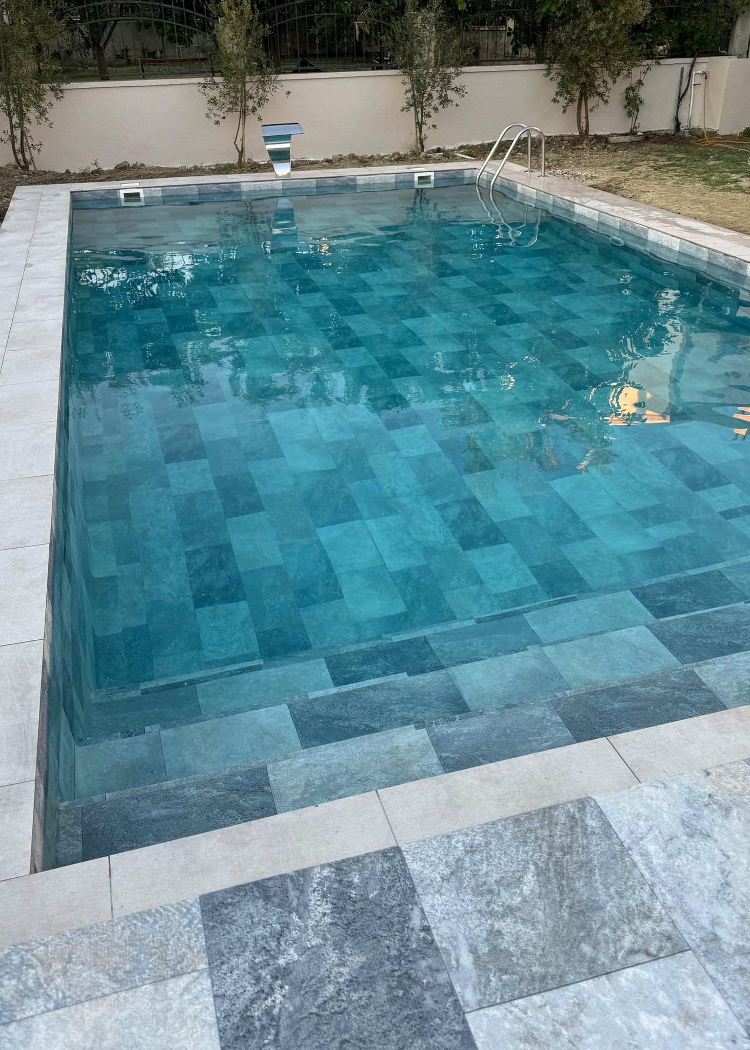 Havuz Yapımı Çeşitleri: Betonarme, Panel ve Fiber Havuz Karşılaştırma - Ankyra